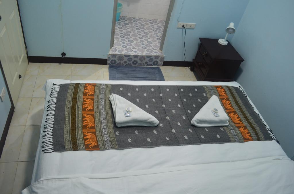 Jeesnail Guesthouse Bangkok Exteriör bild