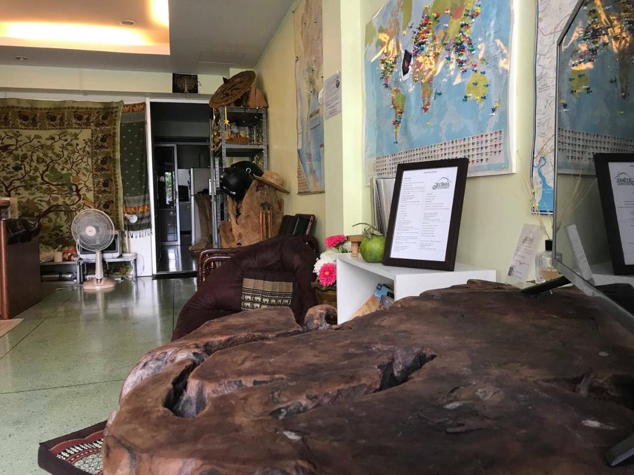 Jeesnail Guesthouse Bangkok Exteriör bild